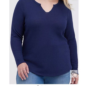 NWT TORRID - Notch V Neck Navy Blue Waffled Tee 4XL